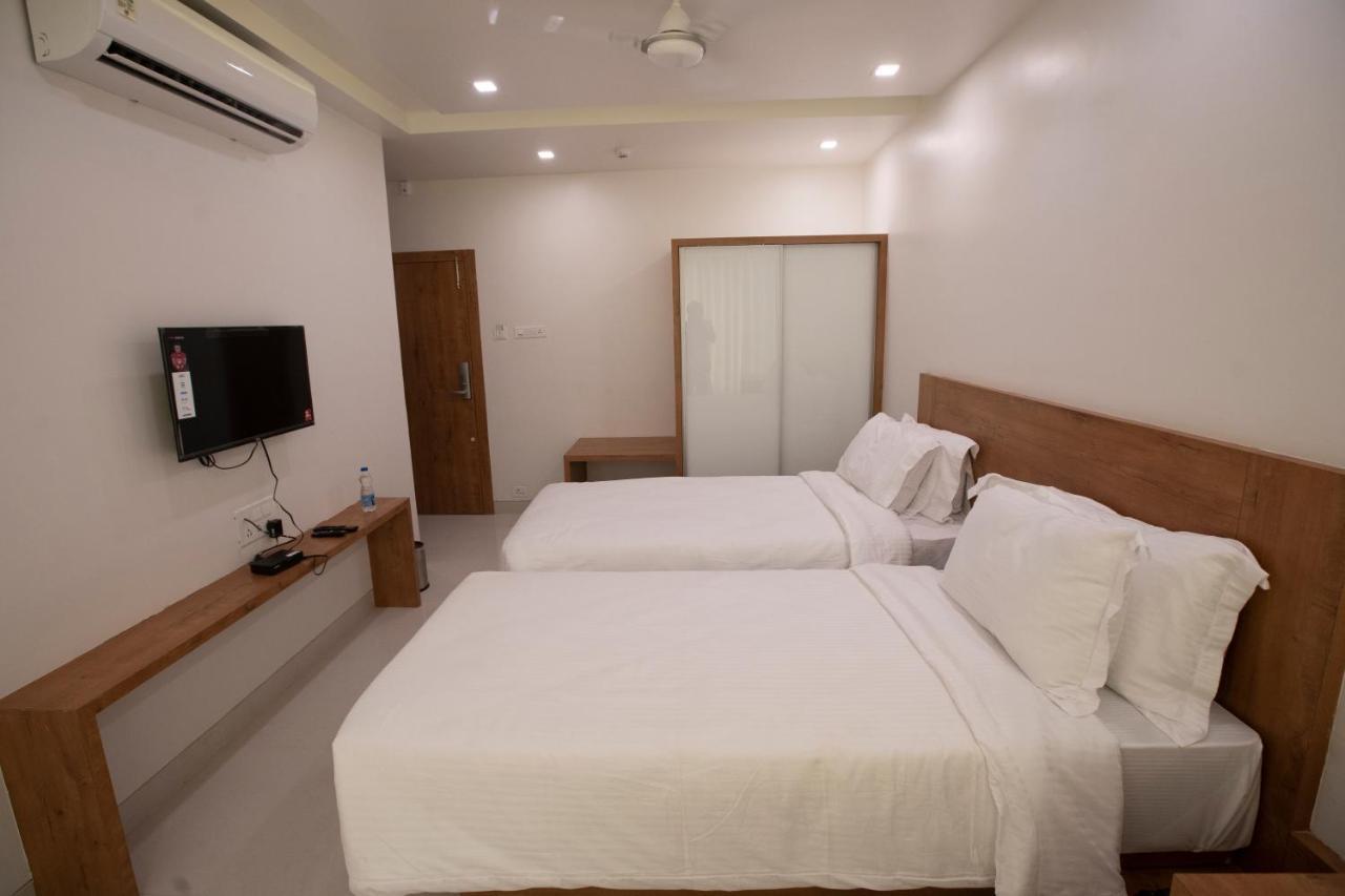 Hotel The Orange Flag Aurangabad  Zewnętrze zdjęcie