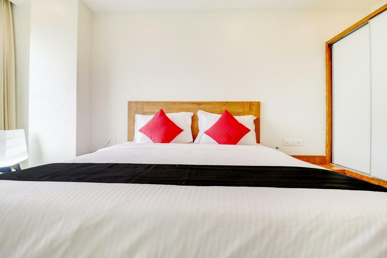 Hotel The Orange Flag Aurangabad  Zewnętrze zdjęcie