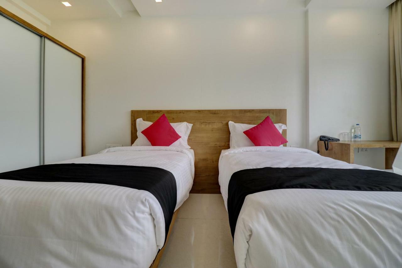 Hotel The Orange Flag Aurangabad  Zewnętrze zdjęcie