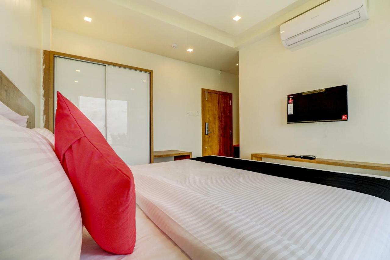 Hotel The Orange Flag Aurangabad  Zewnętrze zdjęcie